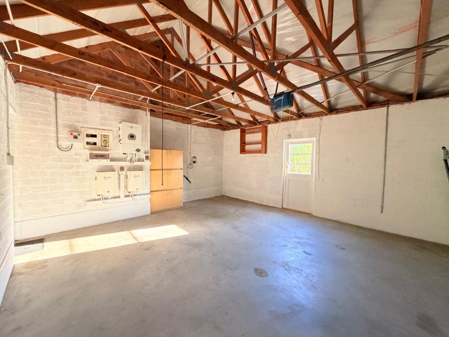 To Let 3 Bedroom Property for Rent in Pinehurst Western Cape